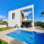 Pool Mit Neuer Umrandung