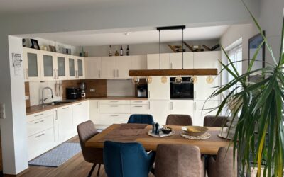 Einbauküche Mit Essecke