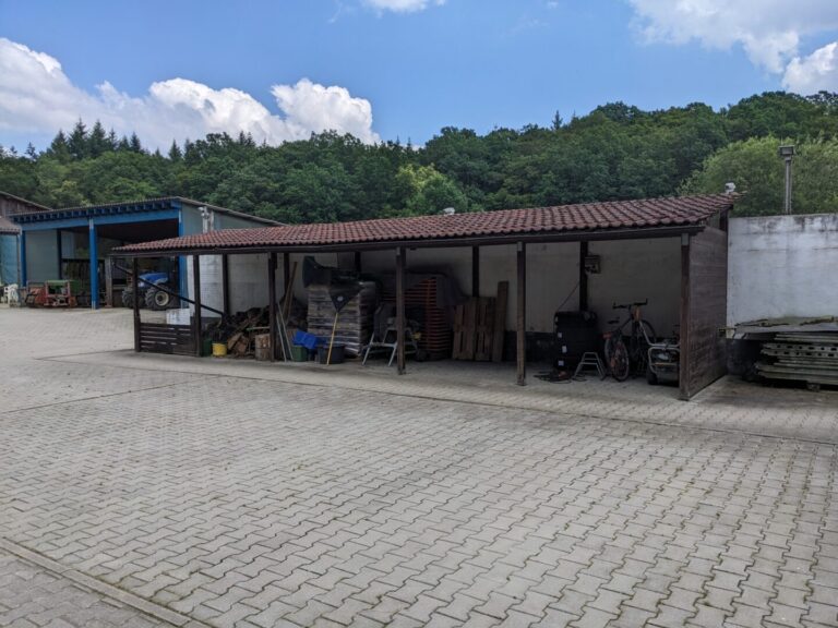 Lager_Brennholz_Kleingeräte