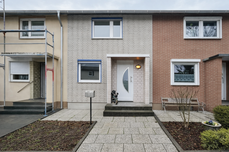 Hausansicht (KI optimiert)
