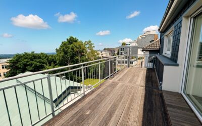 Immobilien 1 Terrasse Mit Markise Dg
