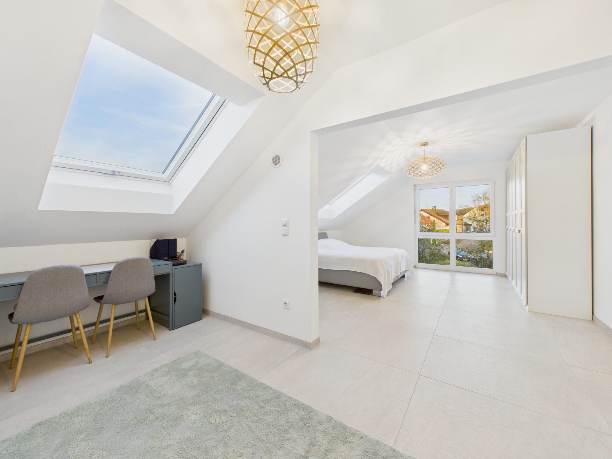 Schlaf-/Ankleidezimmer