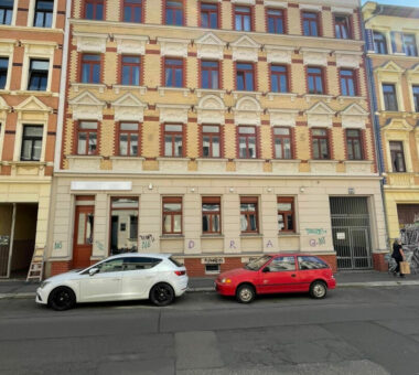 Straßenansicht